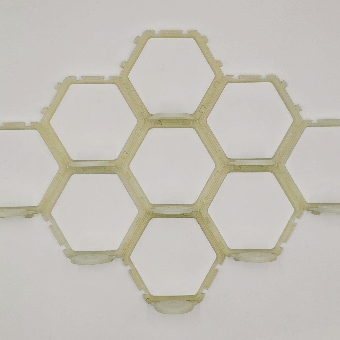Funko Display Wall Shelf | Hexagon Ledge AllGlowing (9 PCS) - FunkoPop display stand - Yodar
