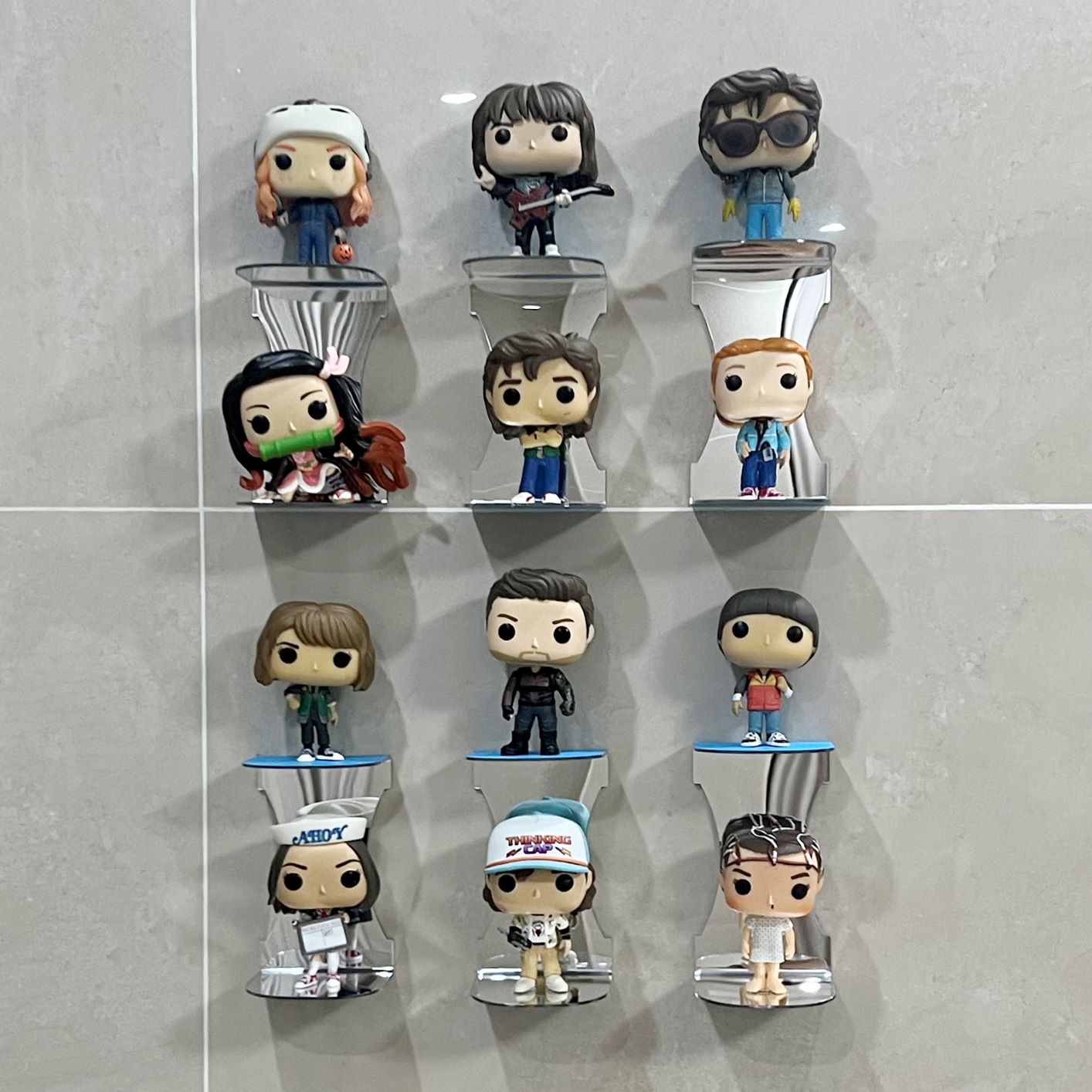 Funko Figure Display Shelf | Mirror-C - FunkoPop display stand - Yodar