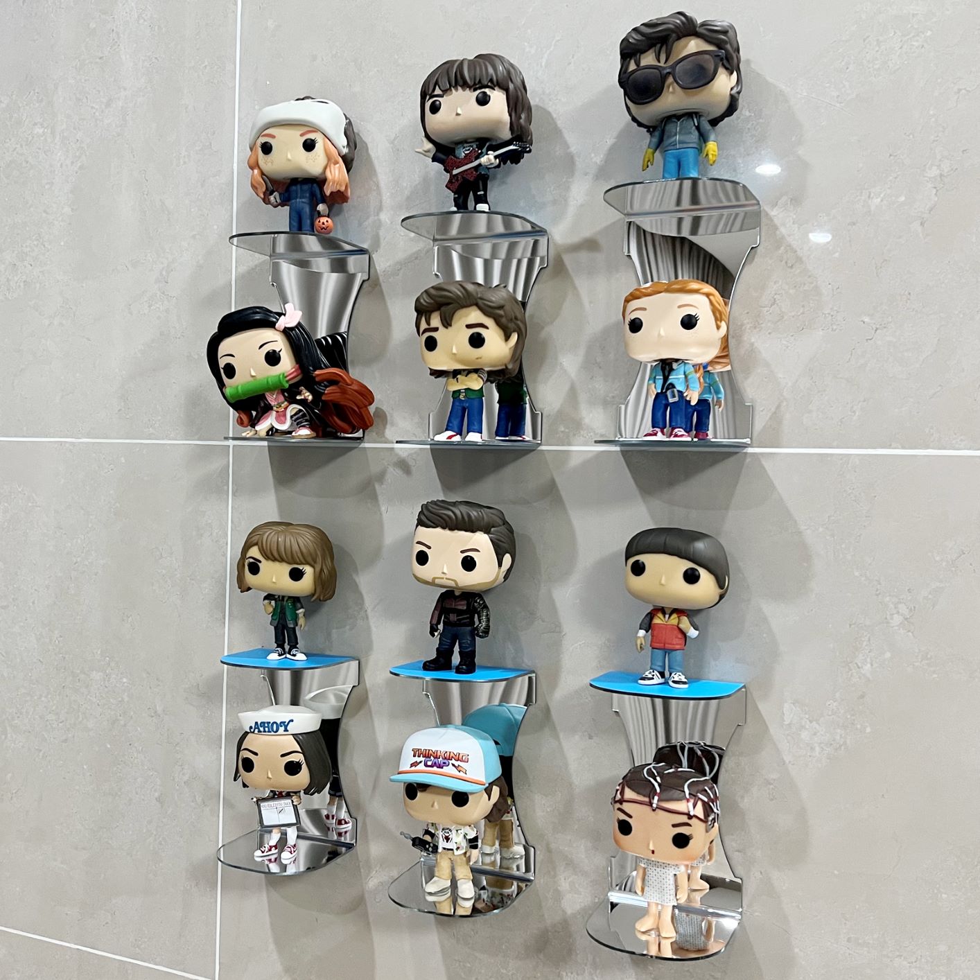 Funko Figure Display Shelf | Mirror-C - FunkoPop display stand - Yodar